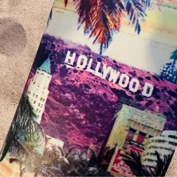 Nicole Lee Hollywood Wallet, New - Picture 2 of 4